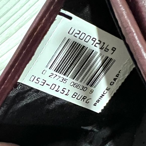 Princess Gardner Ladies Billfold Wallet - Picture 5 of 6